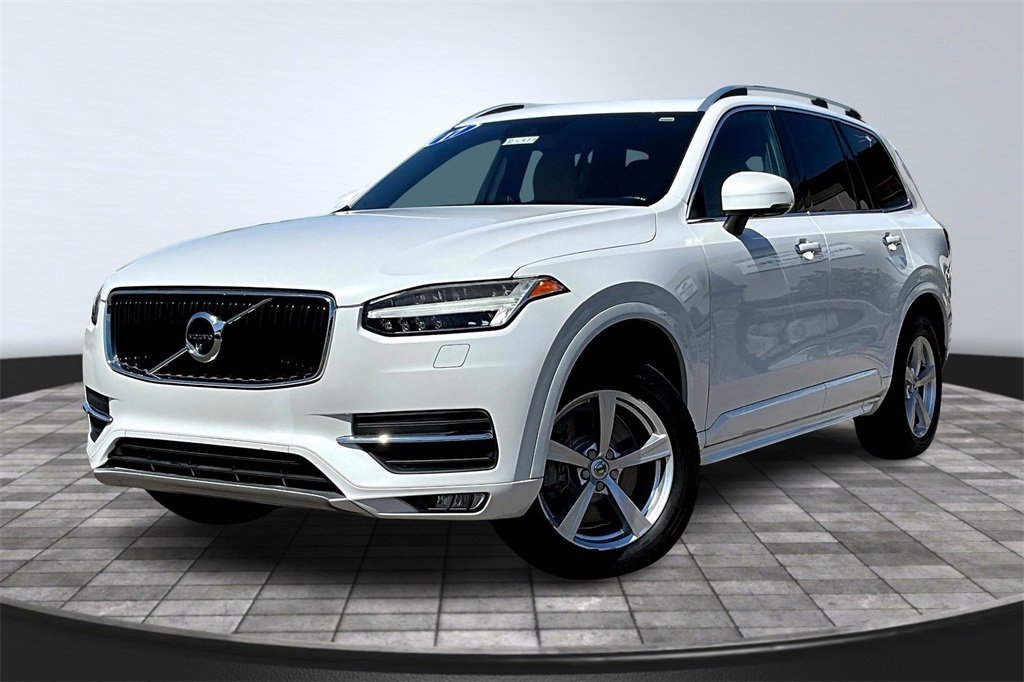 Used 2017 Volvo XC90 T5 Momentum w/ Vision Package