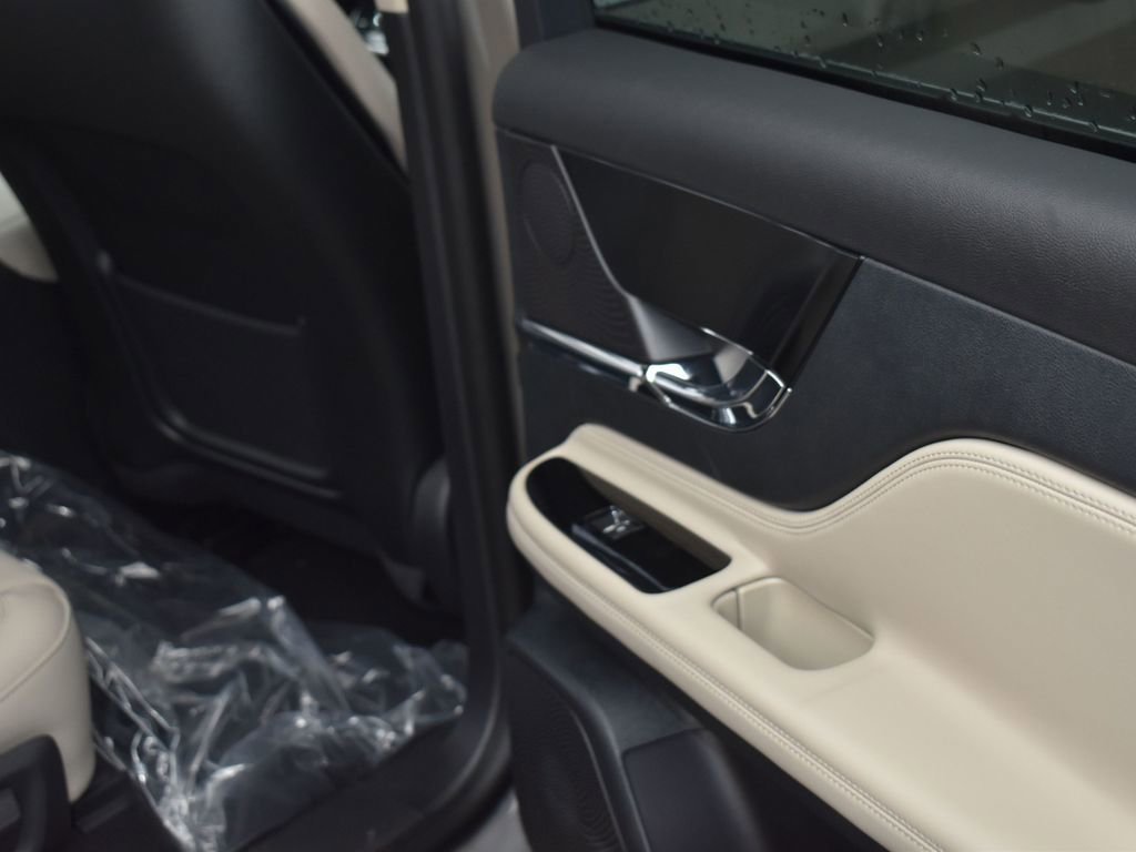 New 2026 Lincoln Corsair Grand Touring AWD/4WD image 15