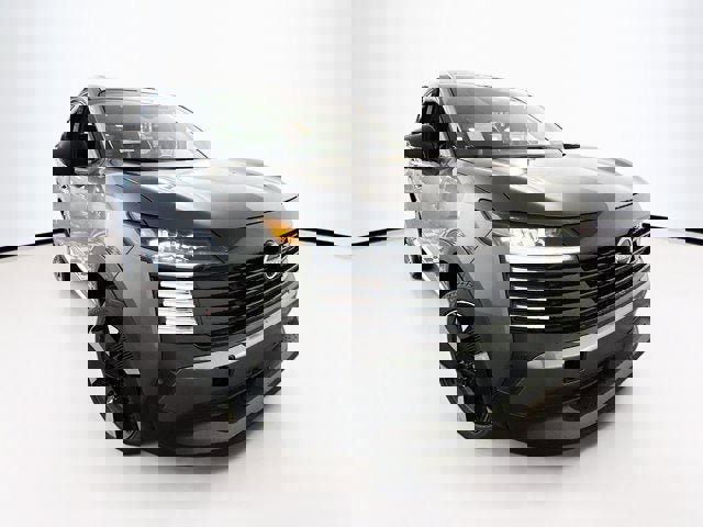 New 2026 Nissan Kicks SR w/ Cold Weather Package image 3