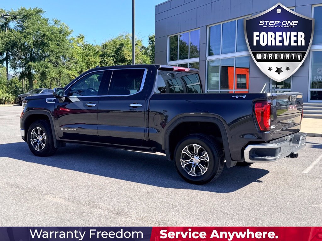 Used 2025 GMC Sierra 1500 SLT AWD/4WD image 4