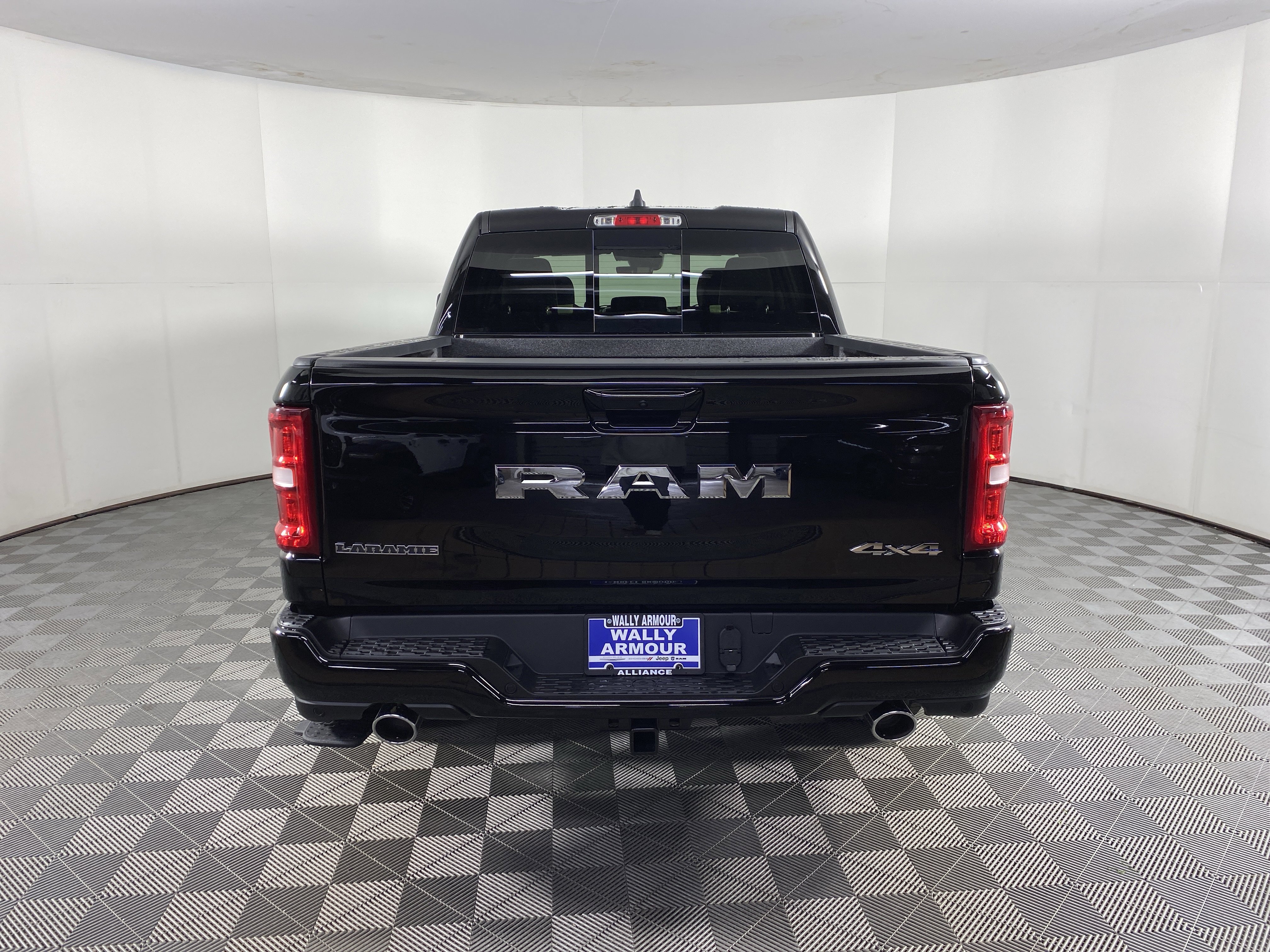 New 2026 RAM 1500 Laramie w/ Laramie Preferred Package image 9