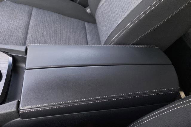 Used 2021 Nissan Rogue SV AWD/4WD image 19
