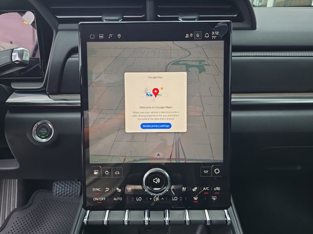 New 2026 GMC Terrain Denali w/ LPO, Floor Liner Package image 19