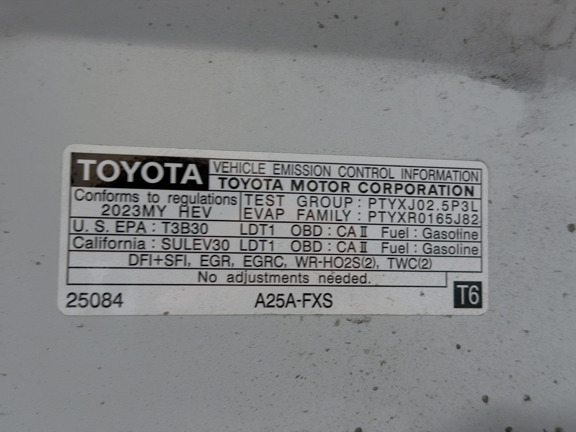Used 2023 Toyota RAV4 XLE Premium AWD/4WD image 17