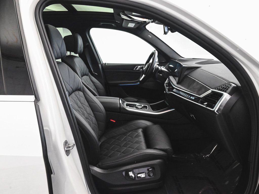 Used 2026 BMW X5 xDrive40i image 36