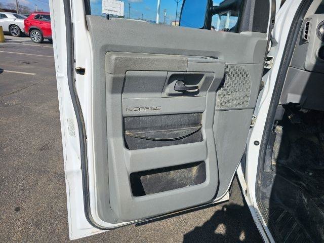 Used 2016 Ford E-350 and Econoline 350 Super Duty w/ Power Windows & Locks Group RWD image 20