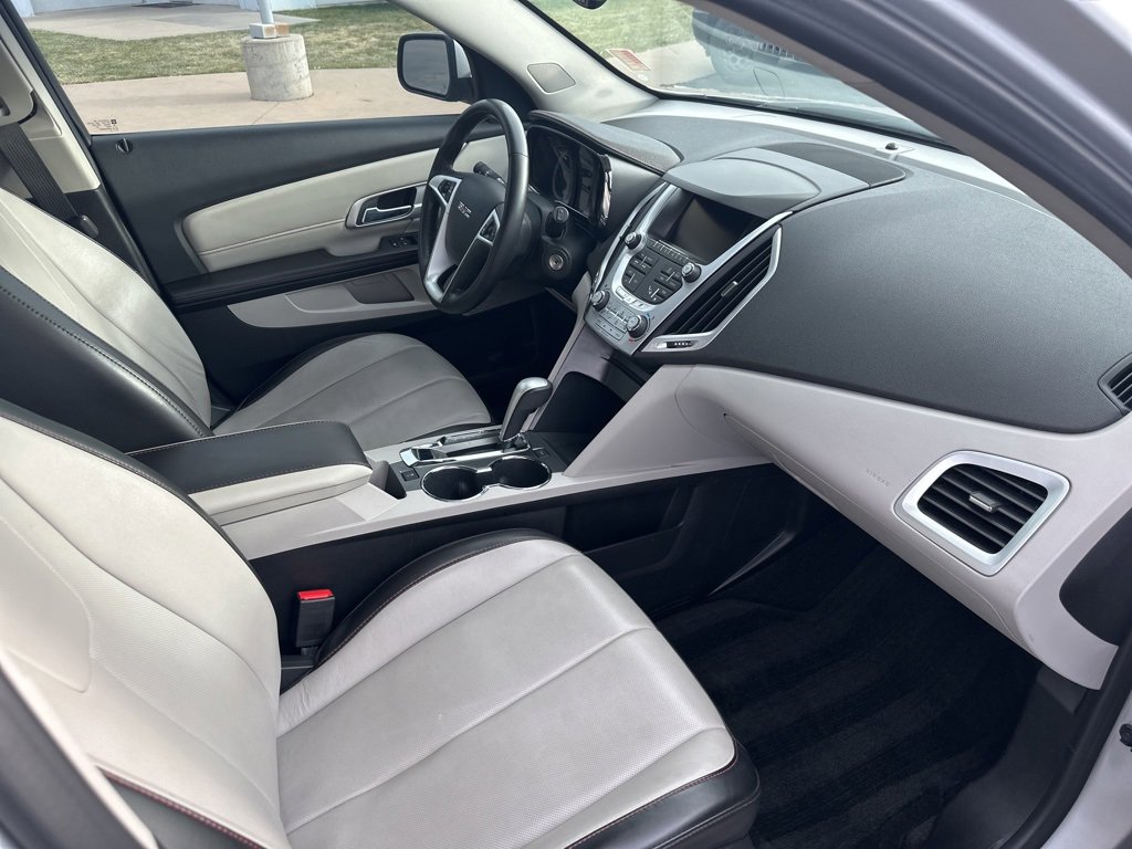 Used 2015 GMC Terrain SLT image 26