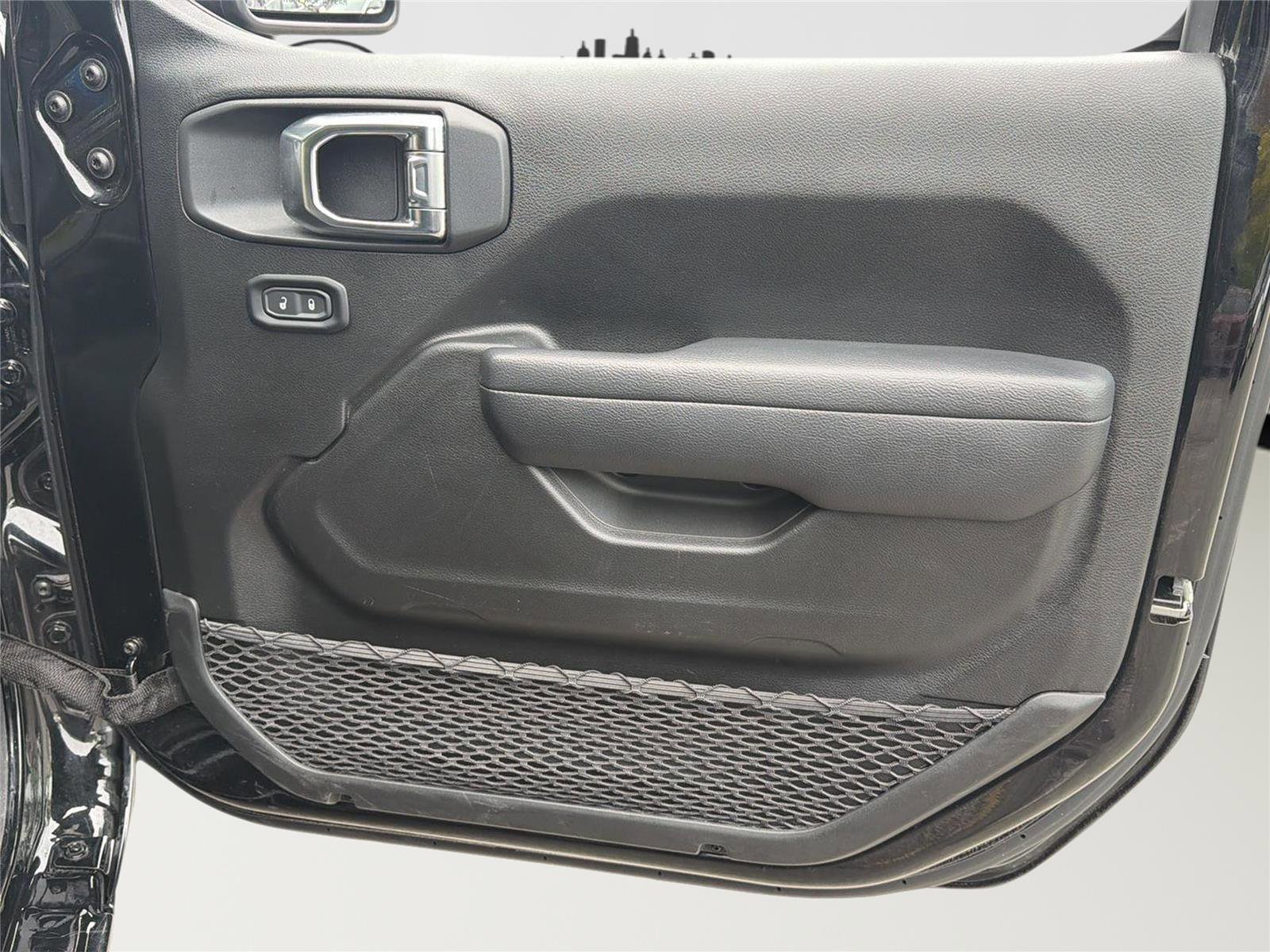 Used 2025 Jeep Wrangler Sport S AWD/4WD image 28