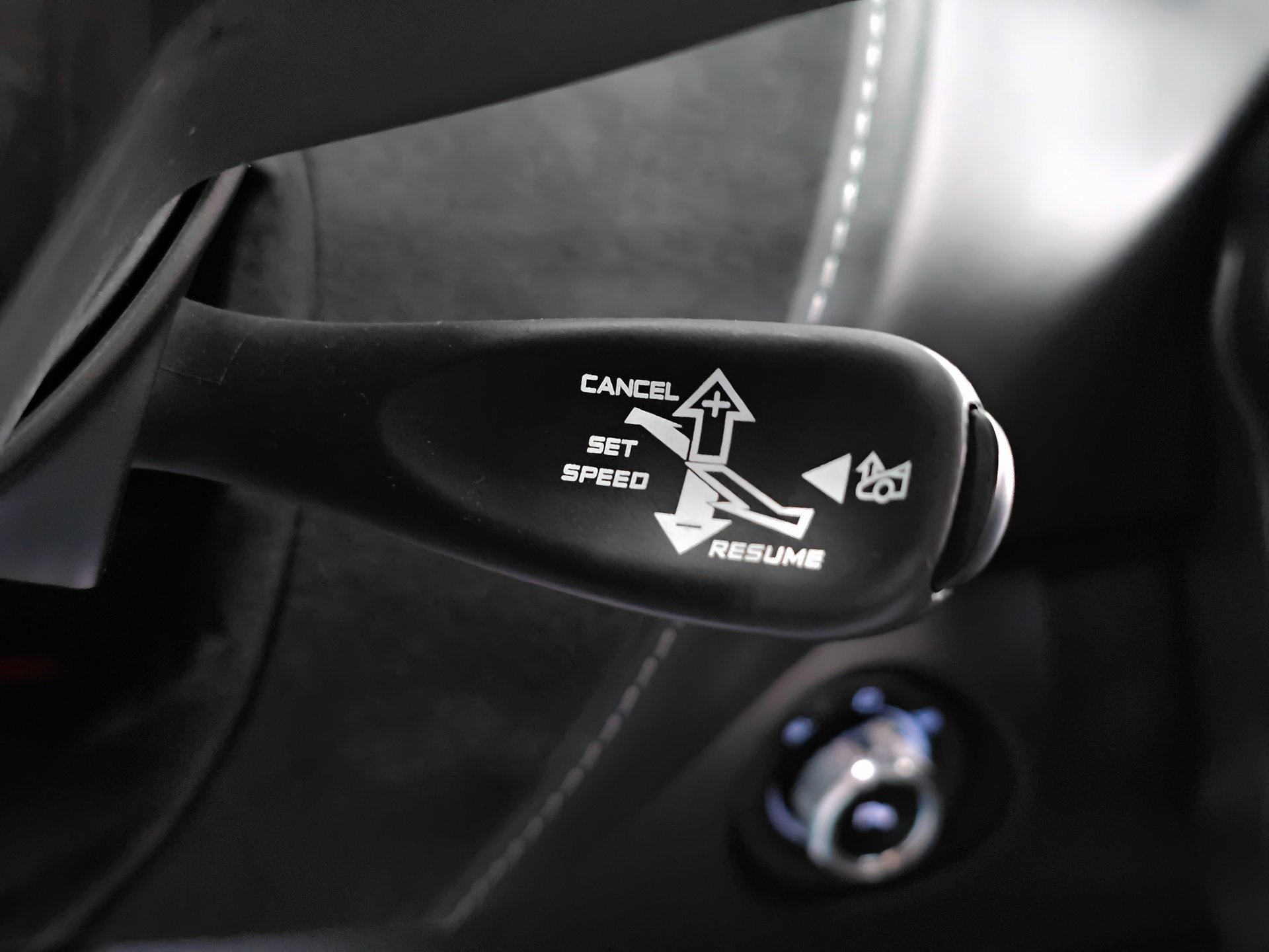 Used 2019 McLaren 720S image 25