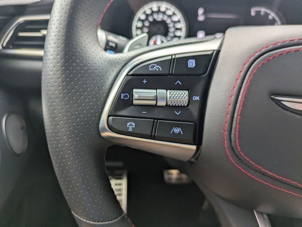 Used 2025 Genesis G70 3.3T Advanced w/ Sport Prestige Package RWD image 12