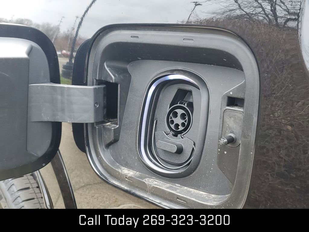 New 2025 GMC Sierra EV Denali image 27