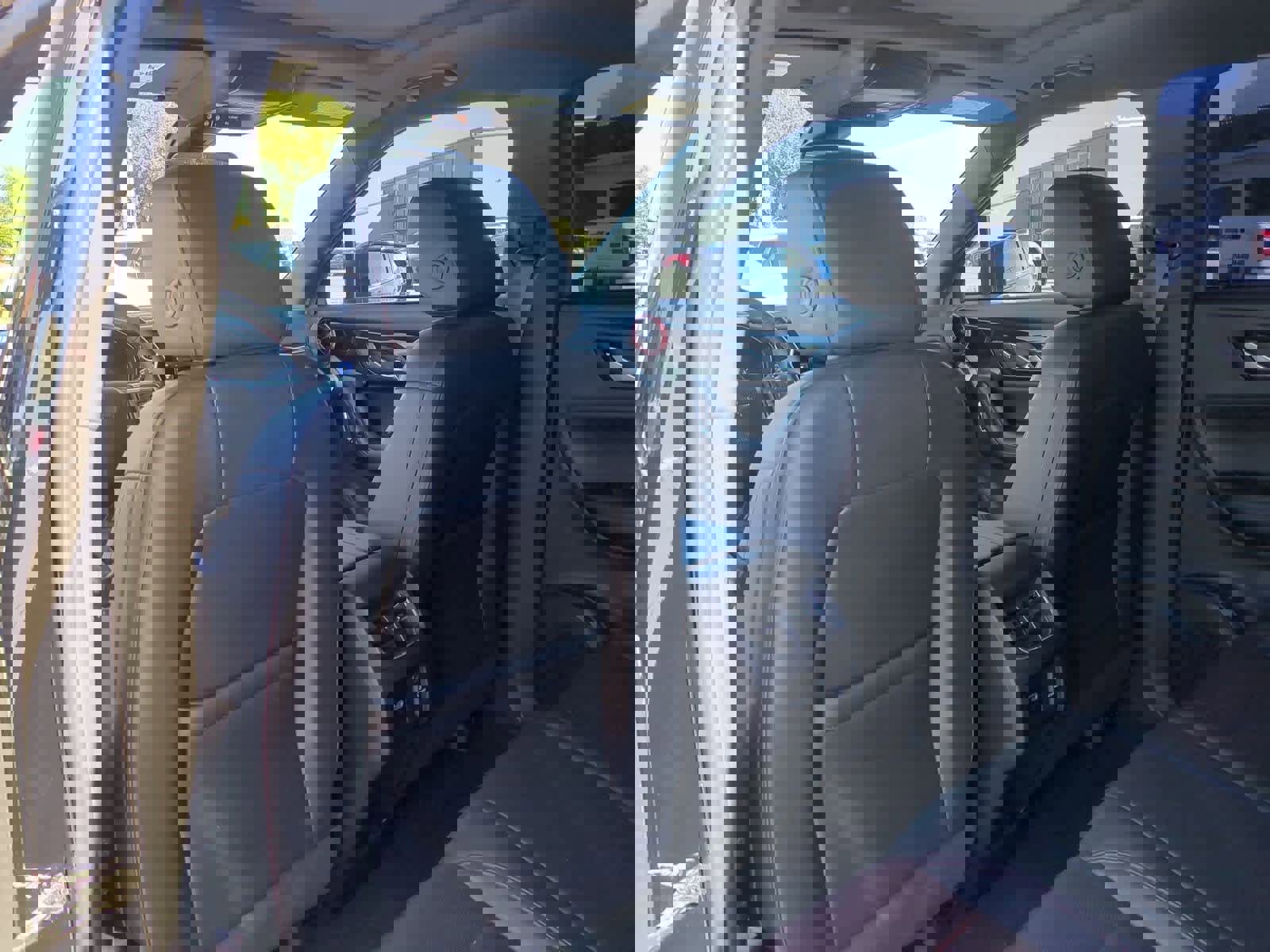 Used 2022 Chevrolet Blazer RS w/ Enhanced Convenience Package image 17