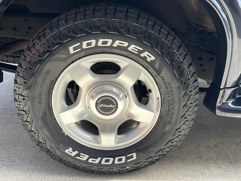 Used 2000 Ford Explorer Limited AWD/4WD image 20