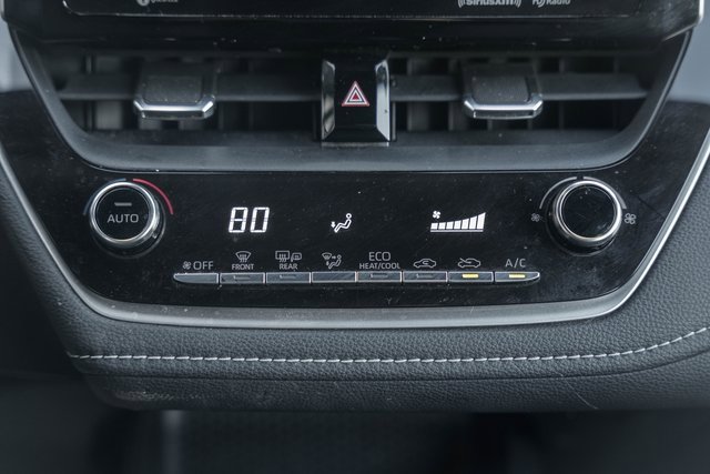 Used 2019 Toyota Corolla SE w/ SE Option Package image 24