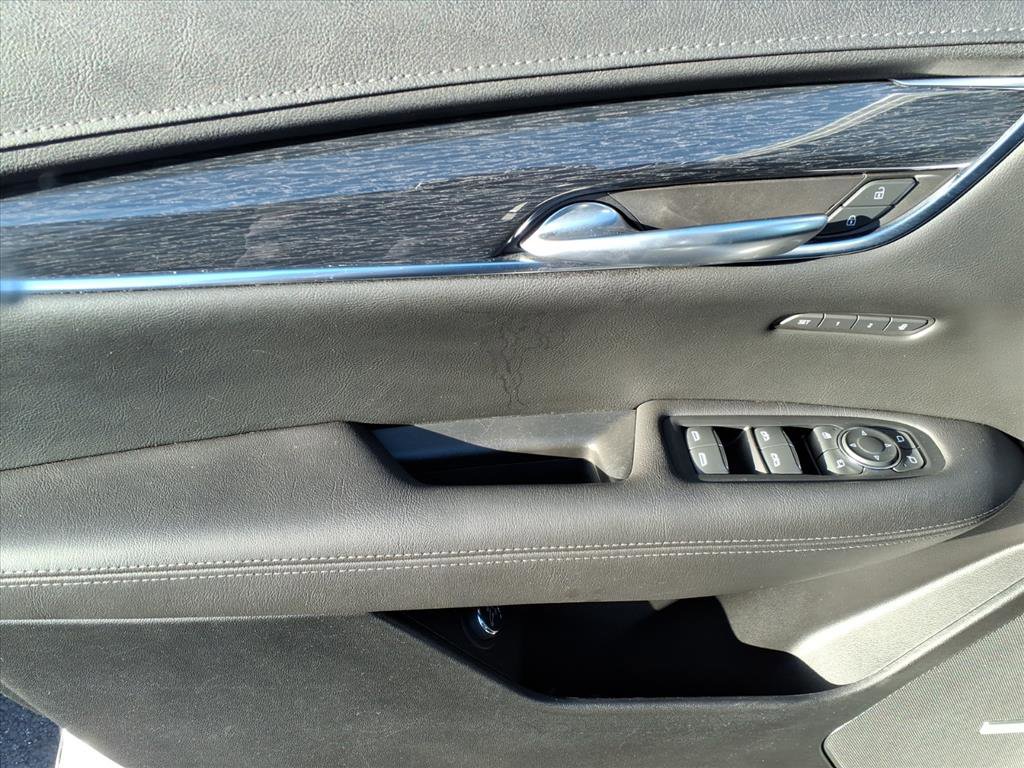 Certified 2022 Cadillac XT5 Premium Luxury image 20