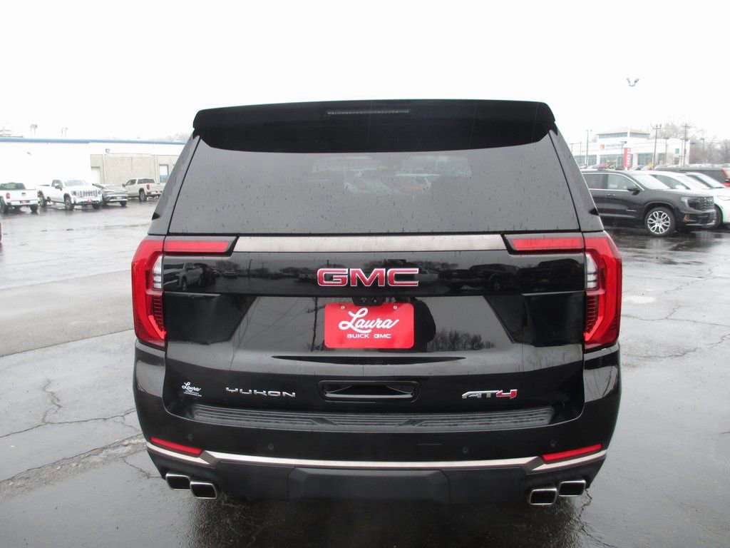 Used 2025 GMC Yukon AT4 Ultimate image 7