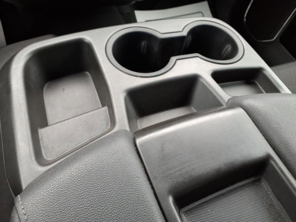 Used 2023 Chevrolet Silverado 1500 LT image 29