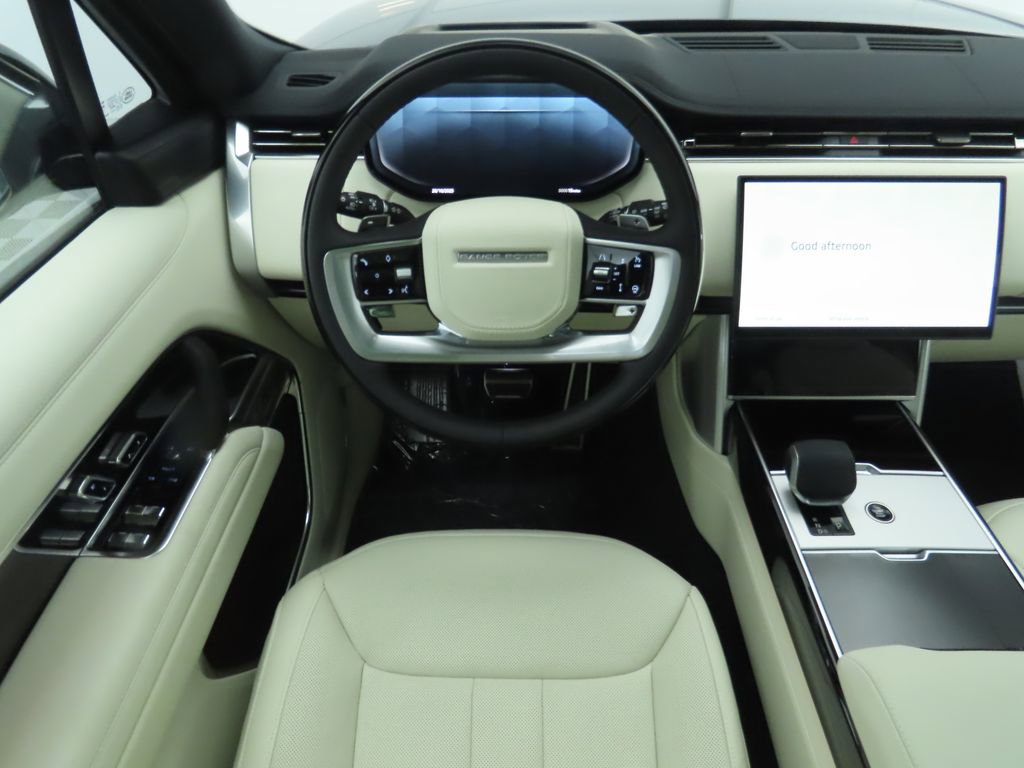 New 2025 Land Rover Range Rover SE image 10