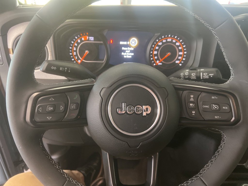 Certified 2025 Jeep Wrangler Sport S image 6
