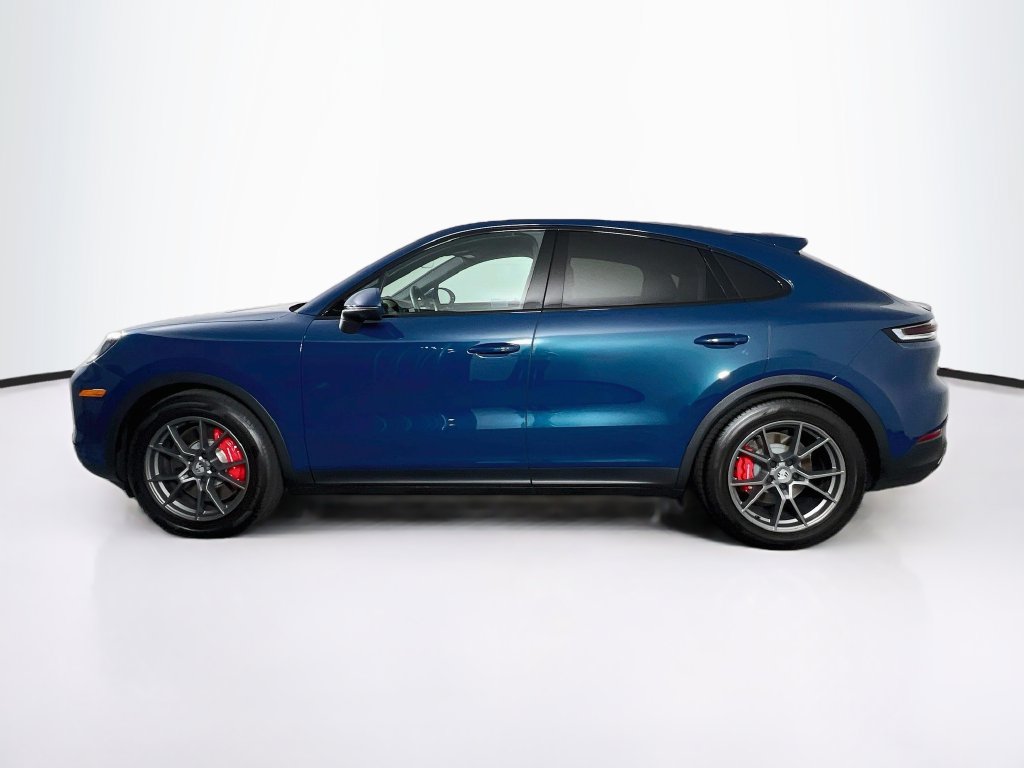 Certified 2026 Porsche Cayenne S AWD/4WD image 2