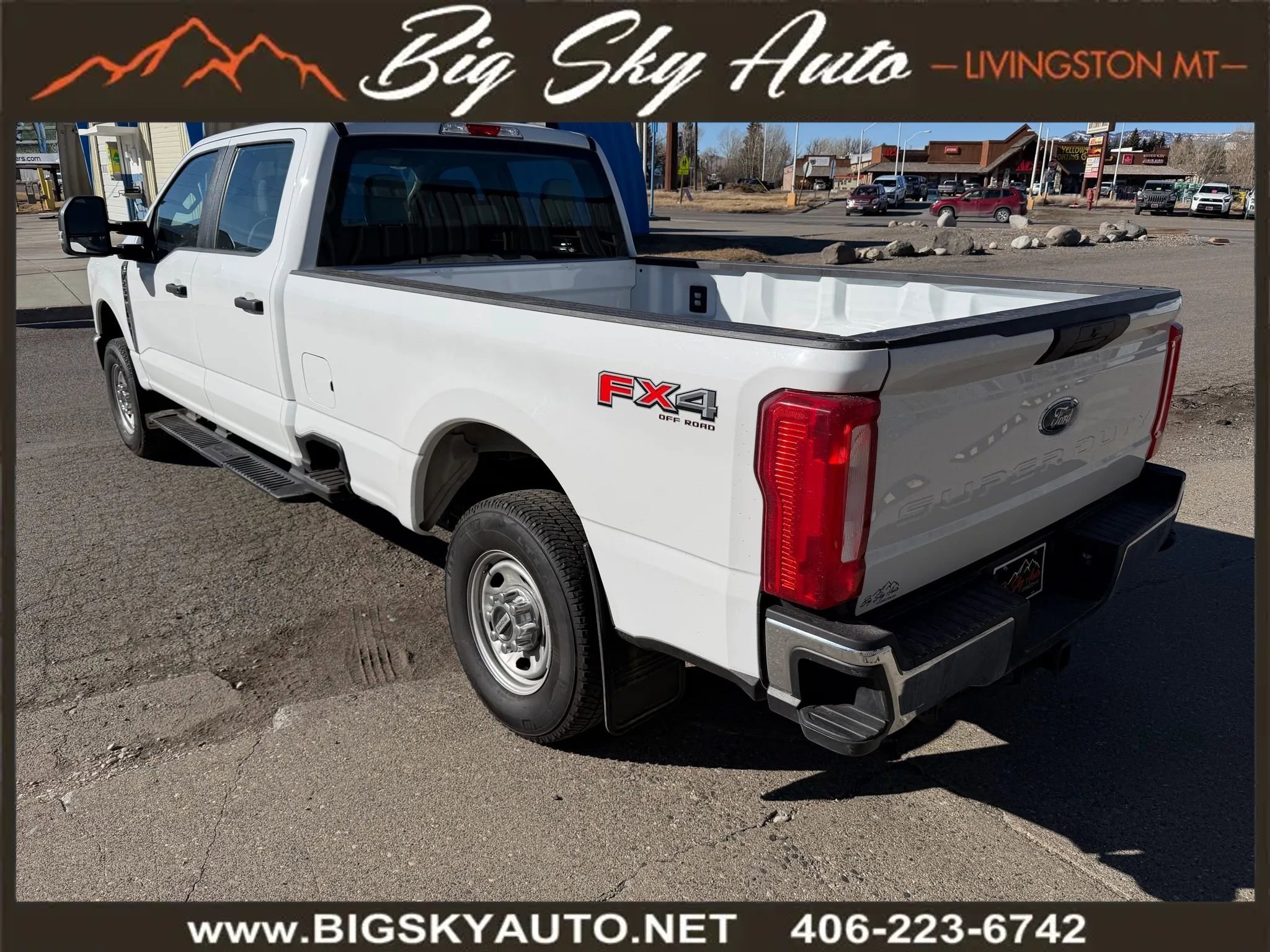 Used 2024 Ford F250 XL w/ XL Chrome Package image 5