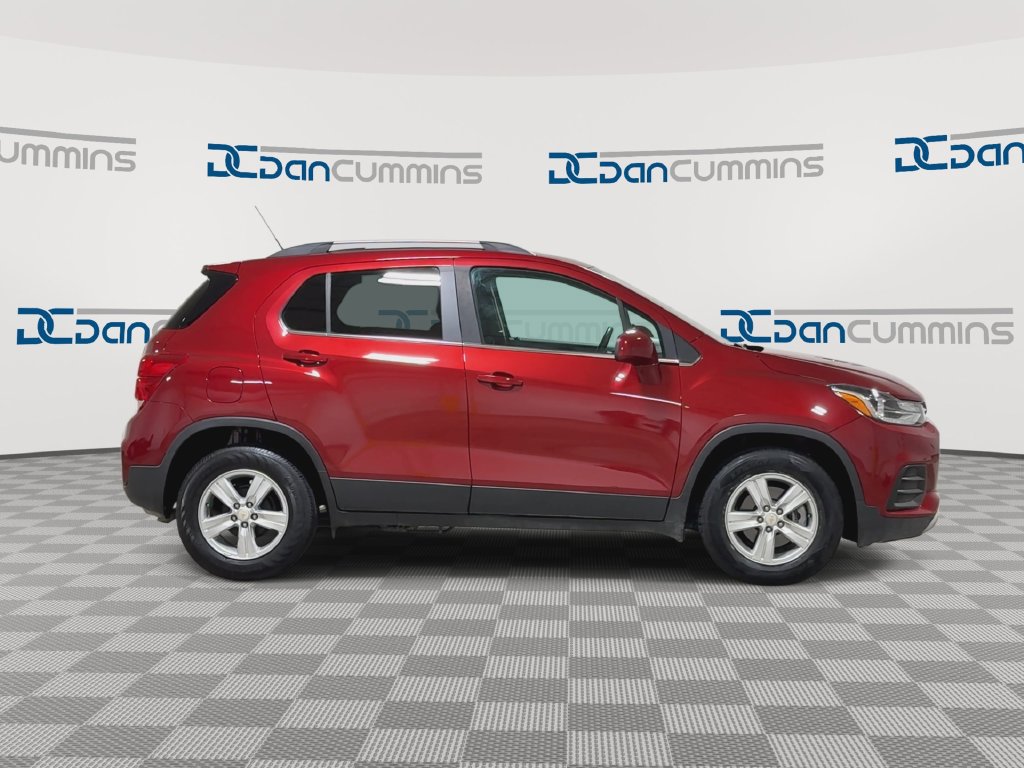 Used 2020 Chevrolet Trax LT FWD image 9