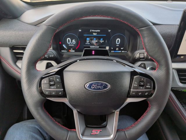 Used 2025 Ford Explorer ST AWD/4WD image 24