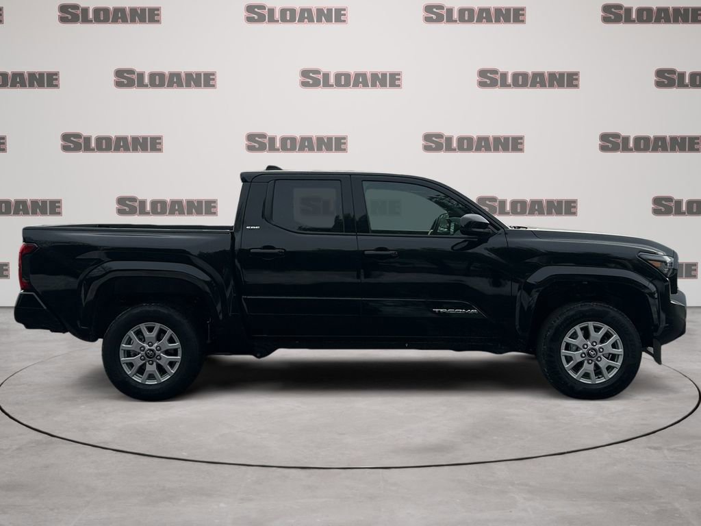 Used 2025 Toyota Tacoma SR5 image 6