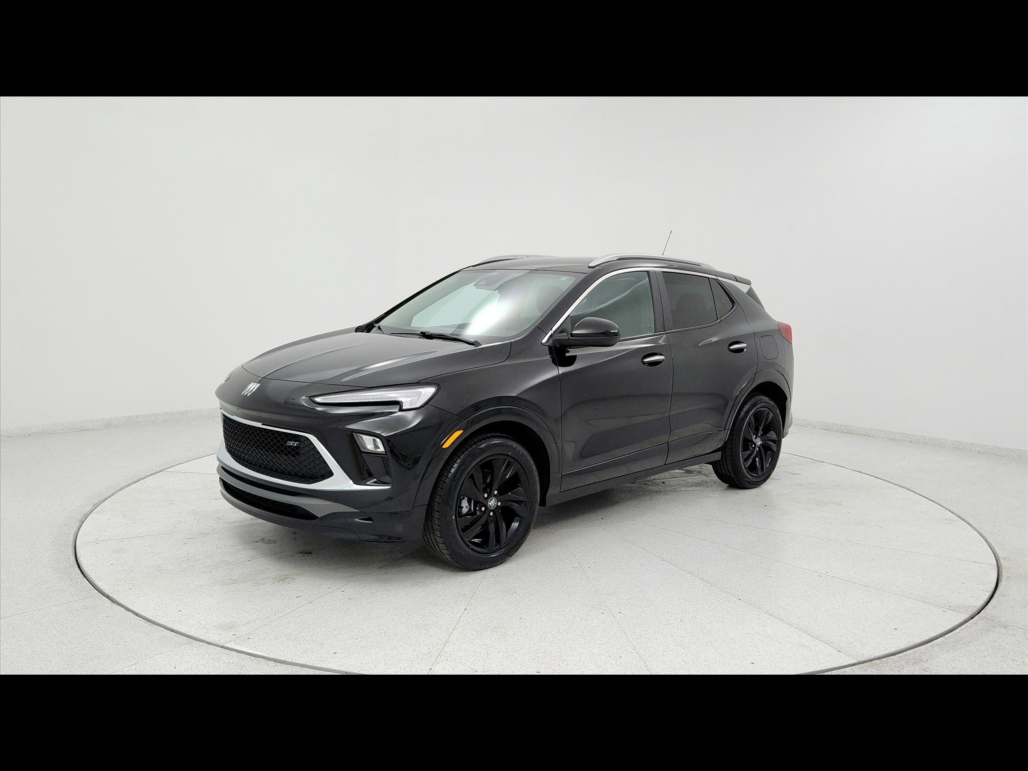 Used 2024 Buick Encore GX Sport Touring FWD image 1