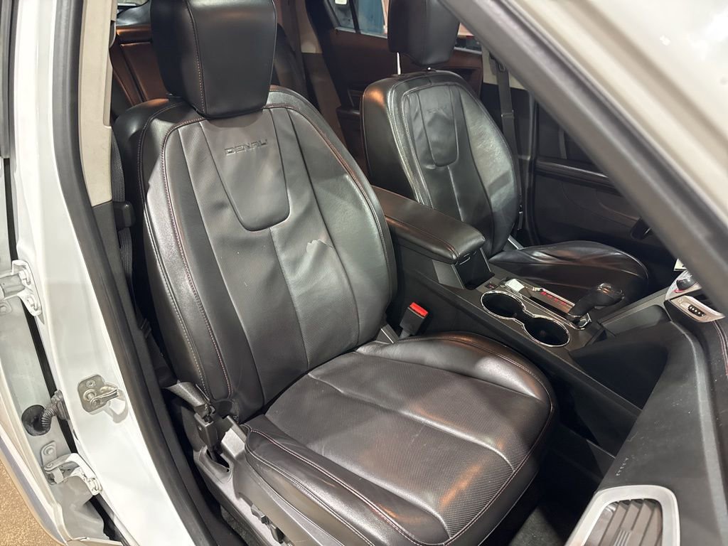 Used 2013 GMC Terrain Denali w/ Cargo Package image 38