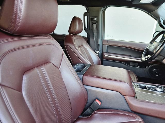 Used 2024 Ford Expedition Limited image 14