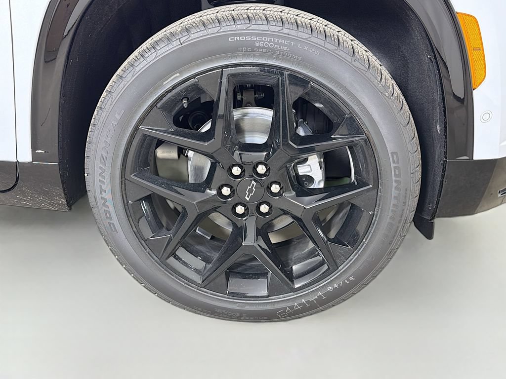 New 2026 Chevrolet Traverse RS w/ LPO, Floor Liner Package AWD/4WD image 28
