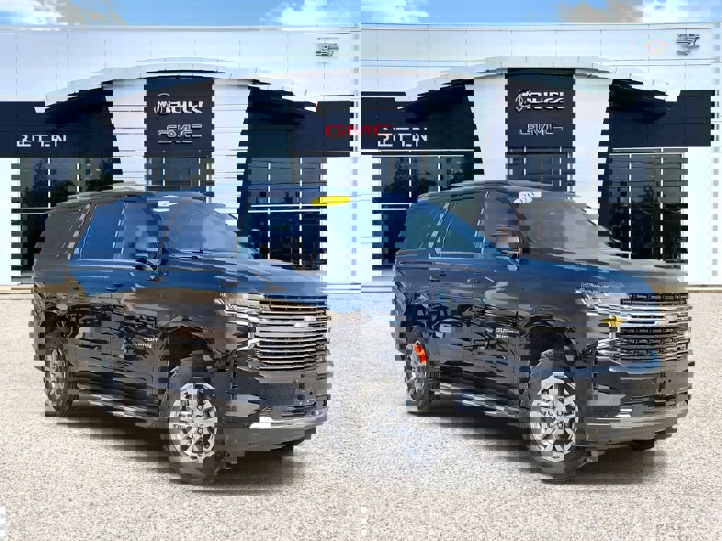 Used 2024 Chevrolet Suburban LT image 1