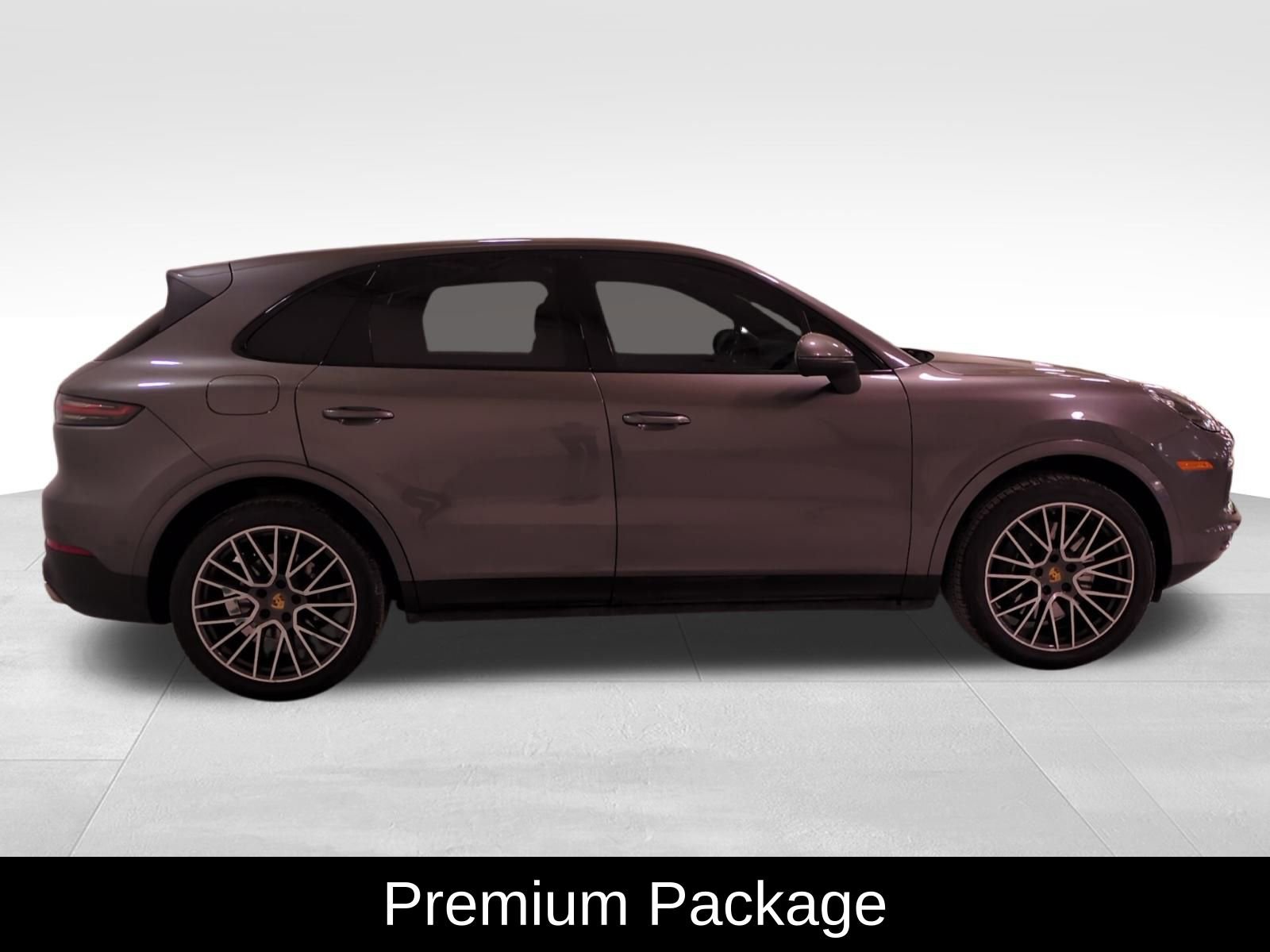 Used 2021 Porsche Cayenne image 2