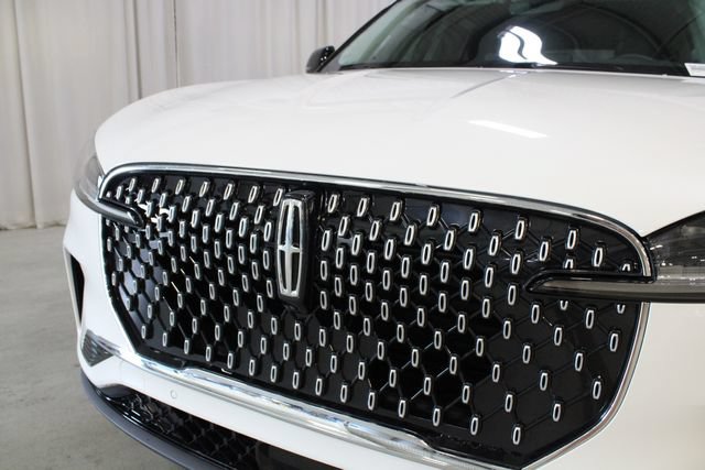 New 2026 Lincoln Aviator AWD image 34
