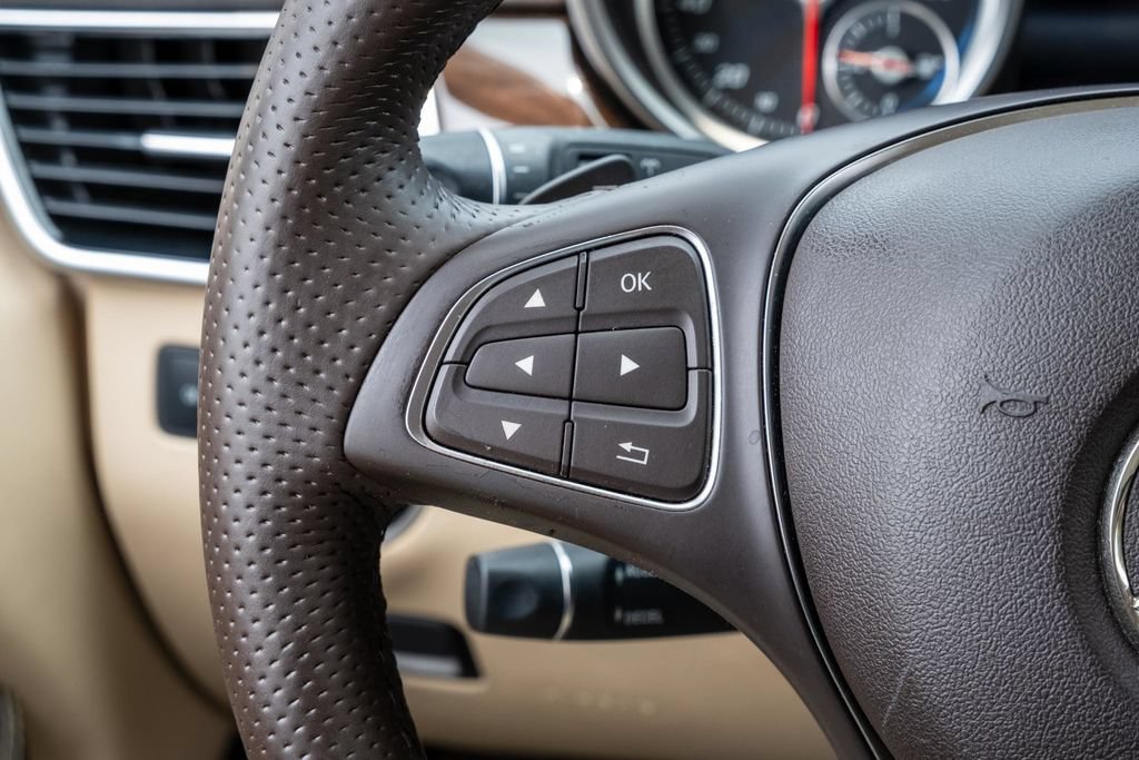 Used 2018 Mercedes-Benz GLE 350 image 23