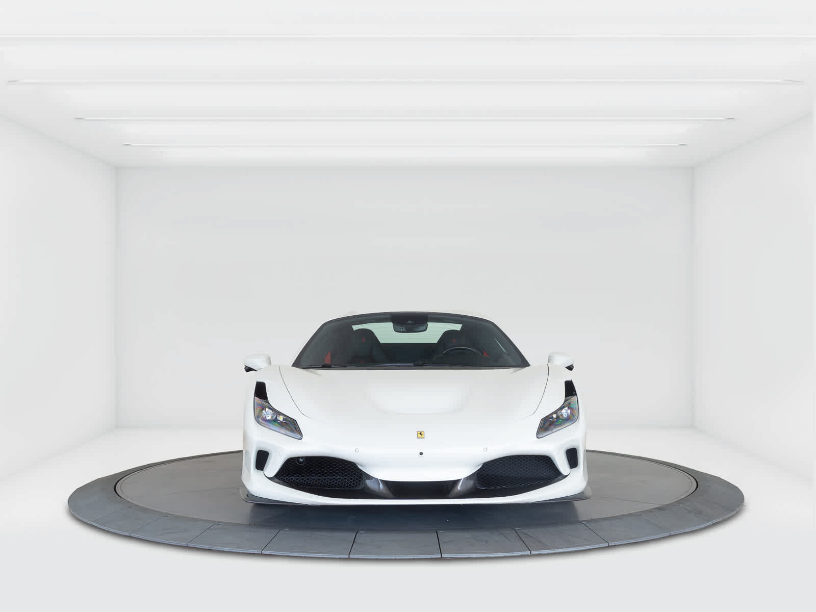 Certified 2022 Ferrari F8 Tributo RWD image 8