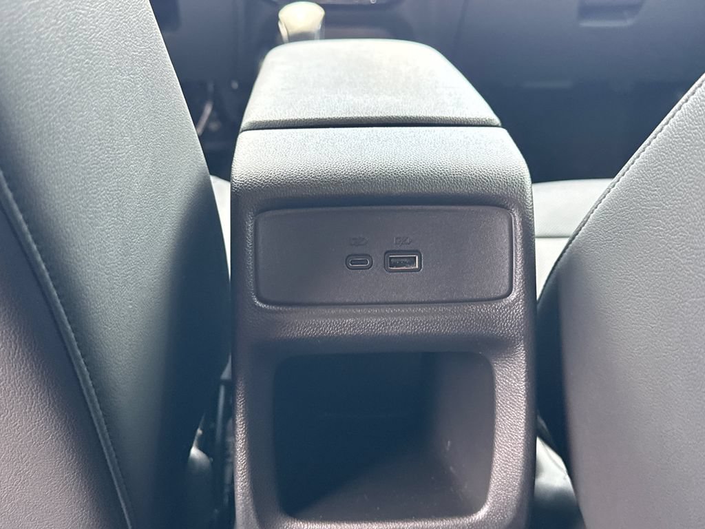 Used 2025 Chevrolet Trax ACTIV w/ Sunroof Package FWD image 25