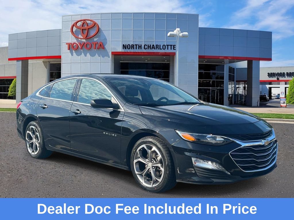 Used 2024 Chevrolet Malibu LT FWD image 1