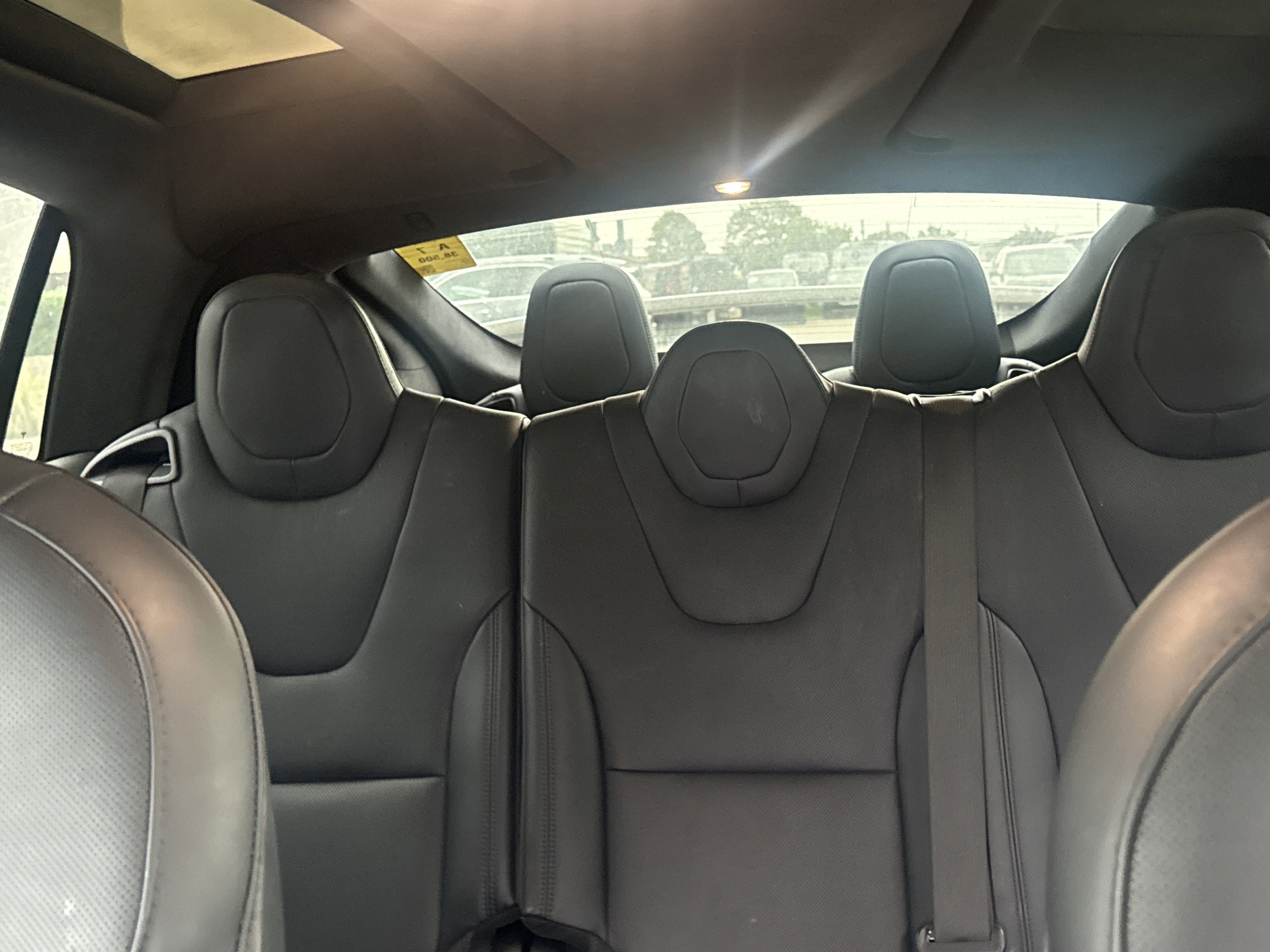 Used 2023 Tesla Model X image 3