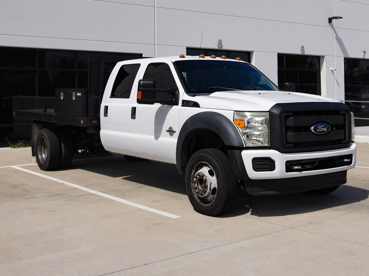 Used 2015 Ford F450 XL w/ Power Equipment Group AWD/4WD image 2