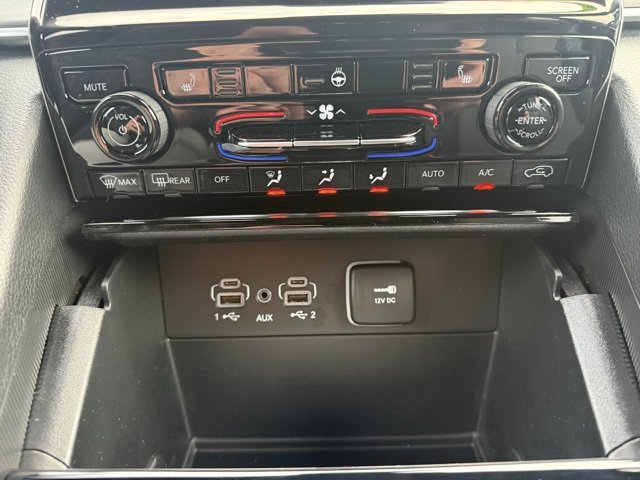 New 2025 Jeep Grand Cherokee L Limited image 33