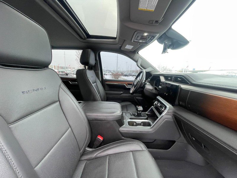 Used 2023 GMC Sierra 1500 Denali w/ Denali Reserve Package AWD/4WD image 7