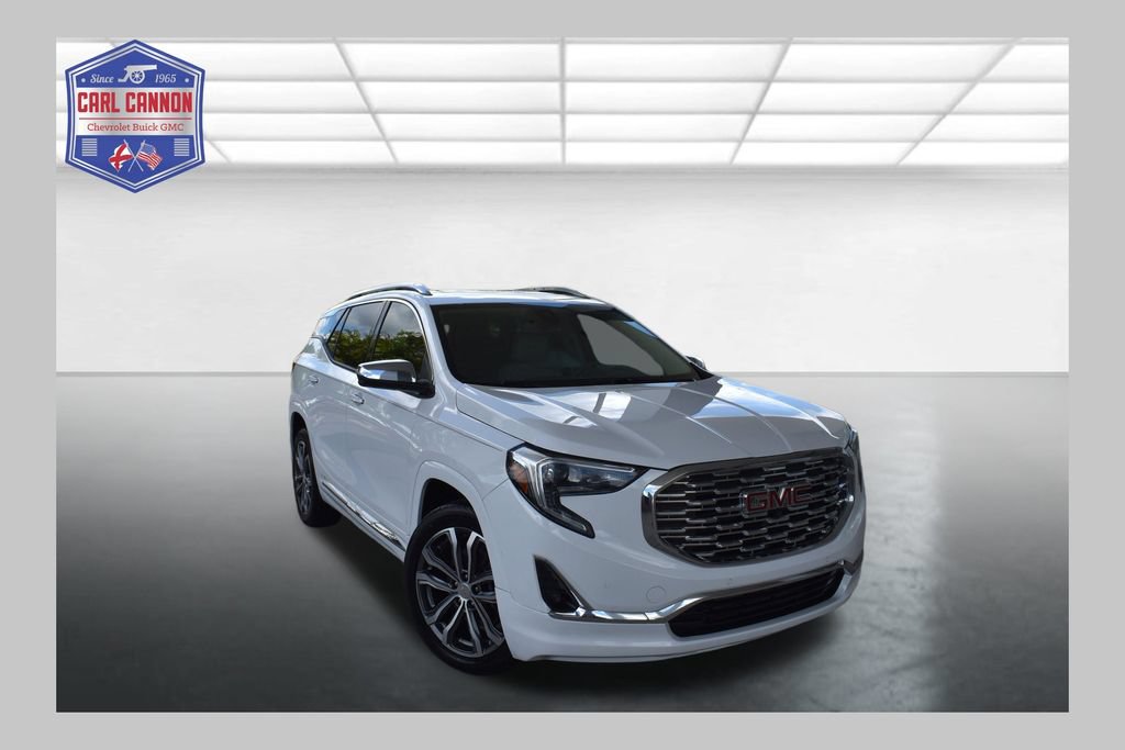 Used 2018 GMC Terrain Denali w/ Advanced Safety Package FWD image 1