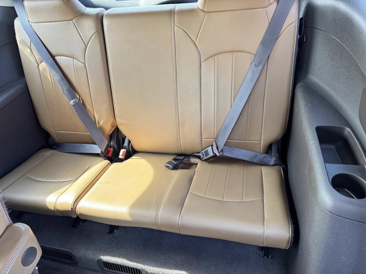 Used 2015 Buick Enclave Leather FWD image 28