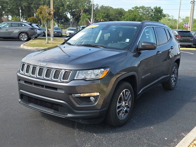 Used 2017 Jeep Compass Latitude w/ Popular Equipment Group FWD image 6