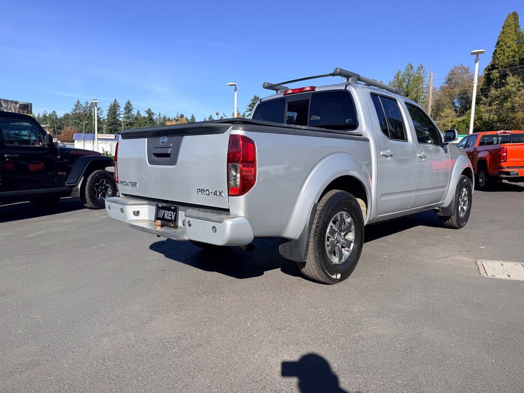 Used 2017 Nissan Frontier PRO-4X AWD/4WD image 5