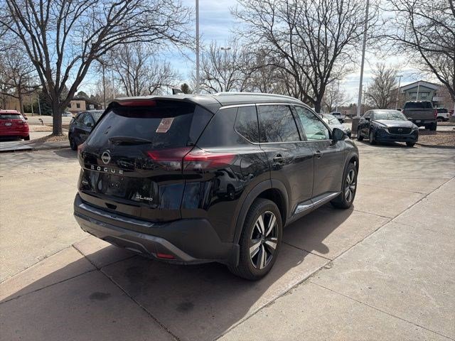 Used 2023 Nissan Rogue SL w/ SL Premium Package image 5