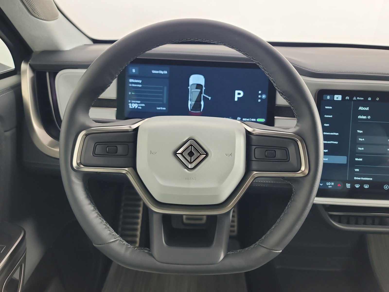 Used 2024 Rivian R1S Adventure image 28