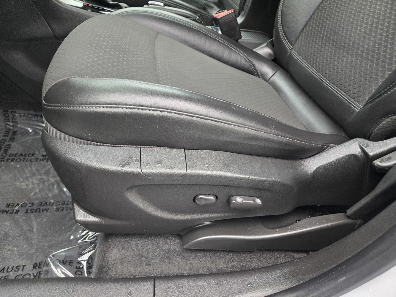 Used 2017 Buick Encore Preferred FWD image 28
